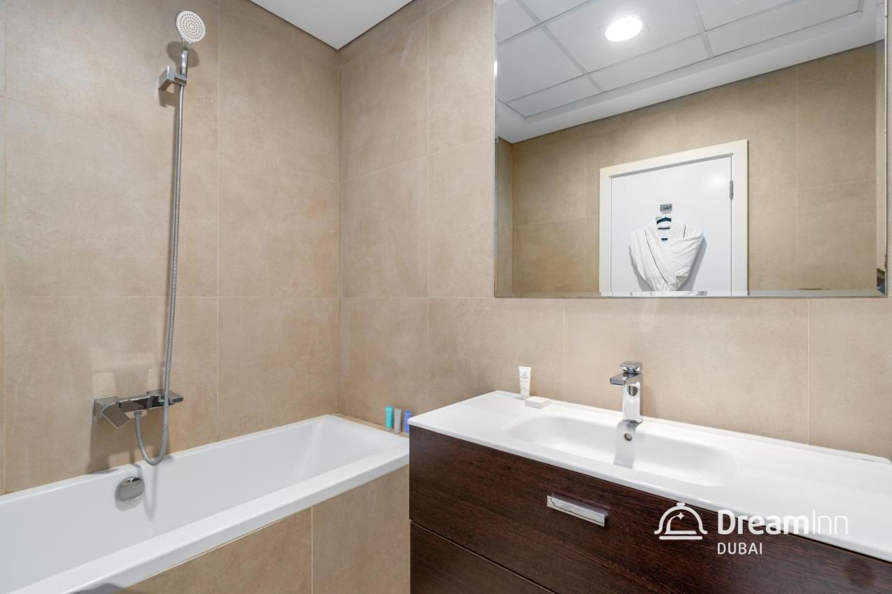 Dream Inn Apartments - Marina Arcade Tower Dubai Bagian luar foto